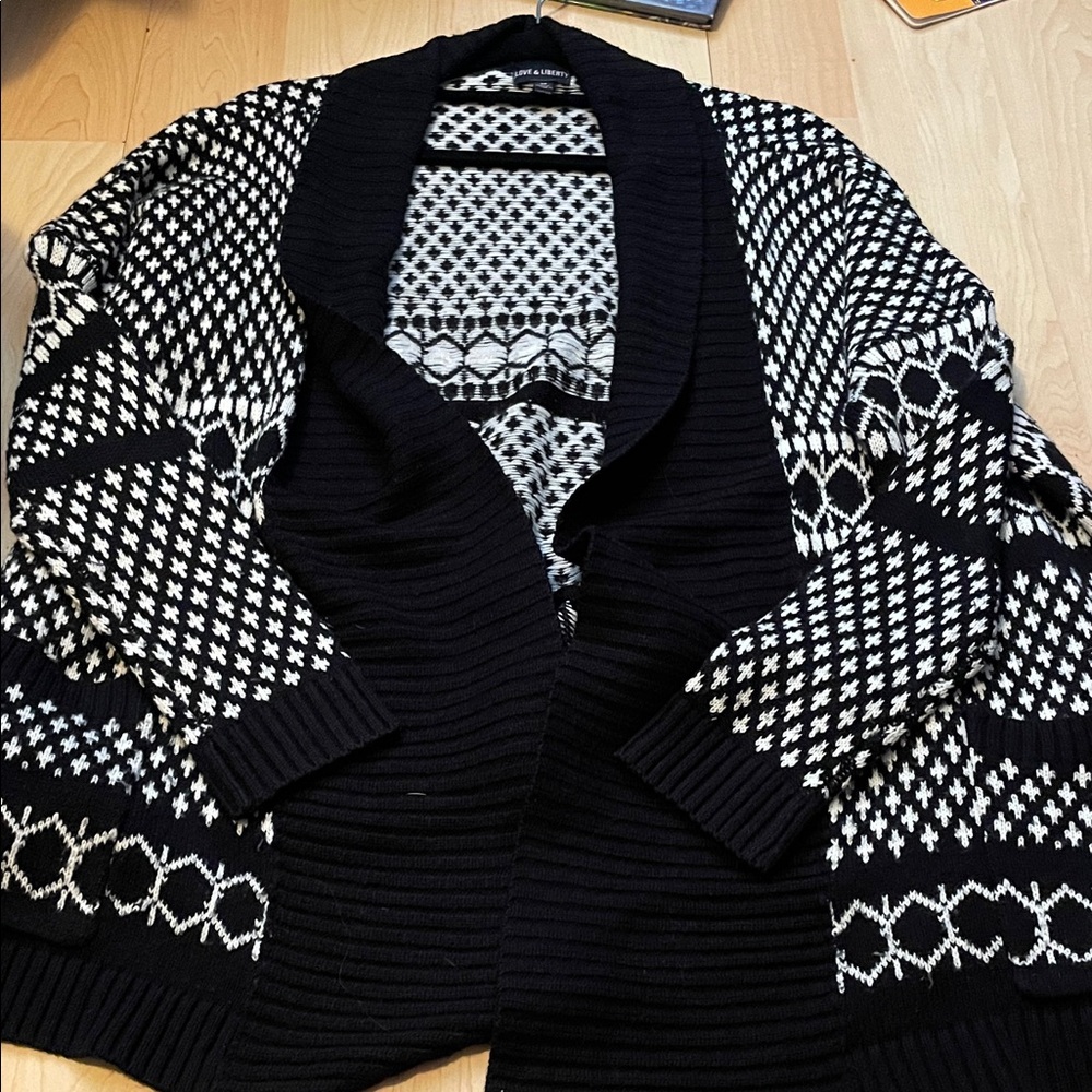 Black & White Patterned Shawl Collar Cardigan Sweater